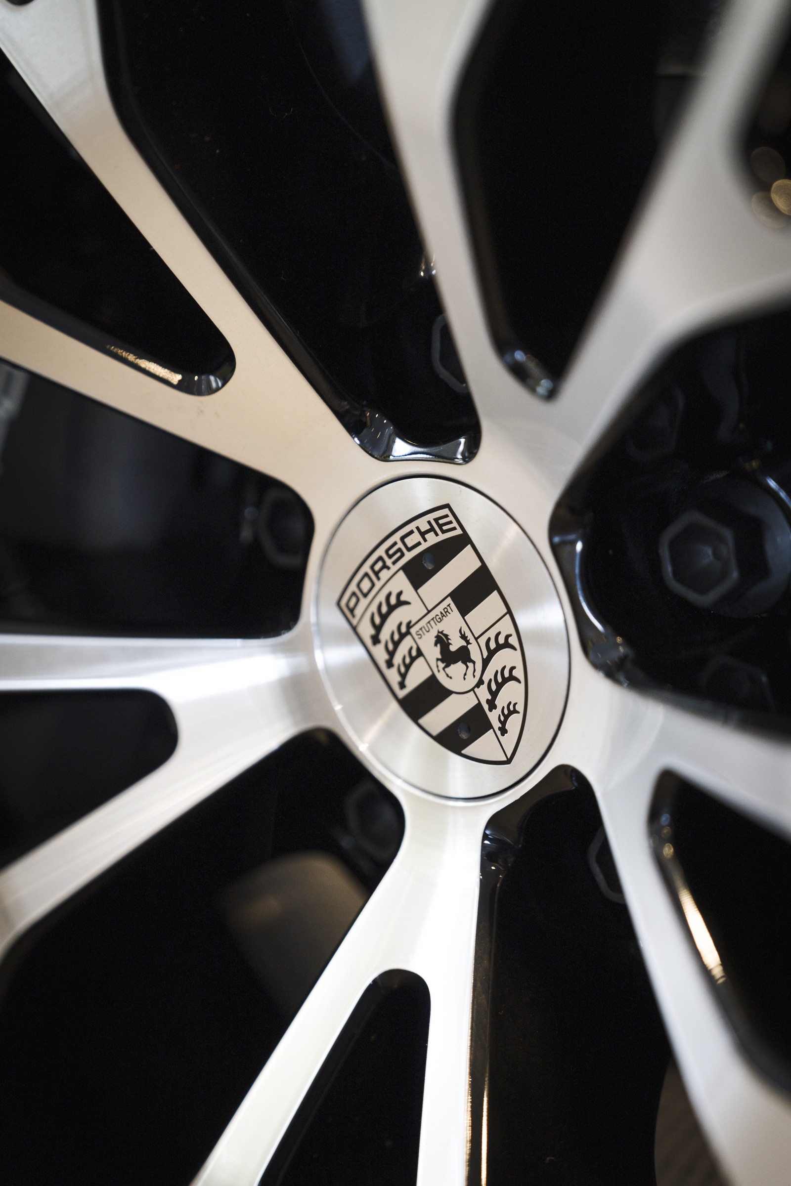 Wheel · Crest